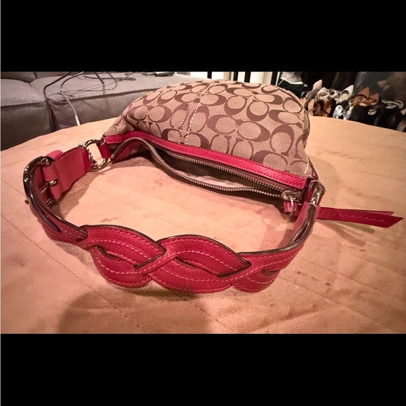 Tan and pink coach signature shoulder bag with matching large wallet - Picture 3 of 4